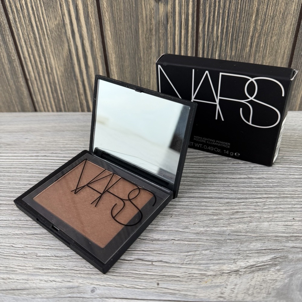 Nars Highlighting Powder St. BARTHS 5227 - Full Size 0.49 Oz. / 14 g New - Picture 2 of 15